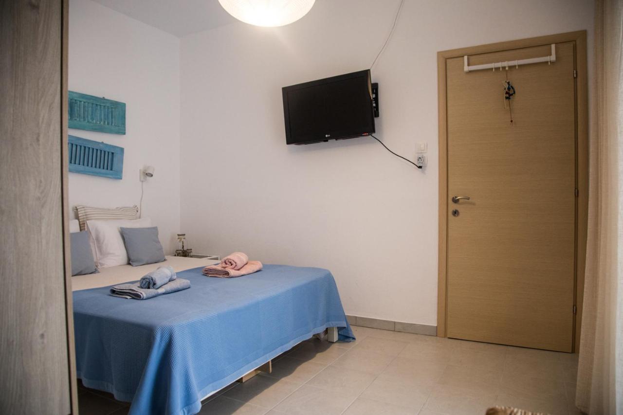 Grey Theros Apartments Paralia Dionisiou Exterior foto